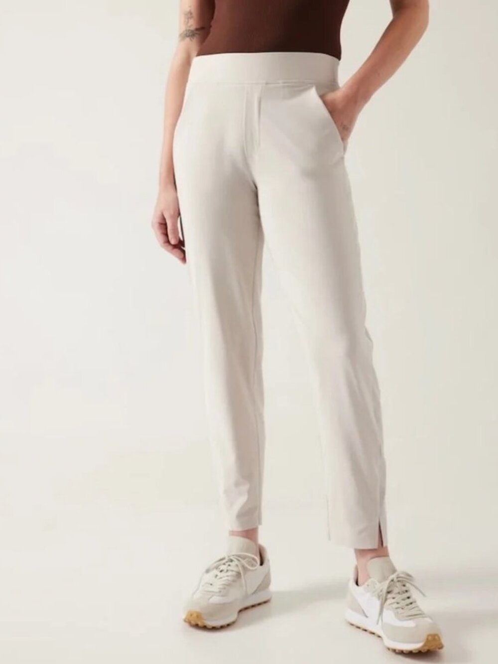 NEW Athleta Brooklyn Cream Athletic Slit Ankle Pant